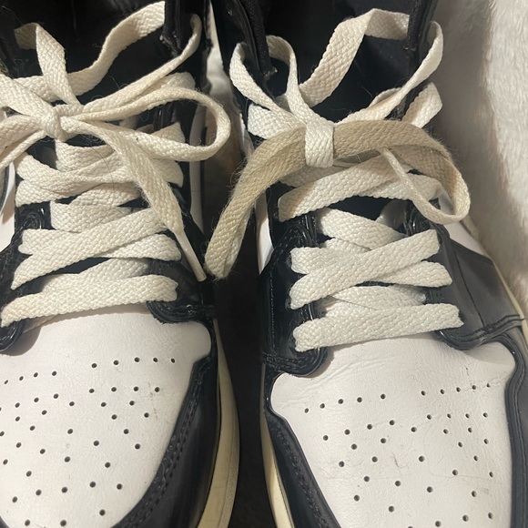 Nike jordan 1s high tops size 8 men’s lightly loved very minimal creasing. - Picture 3 of 9